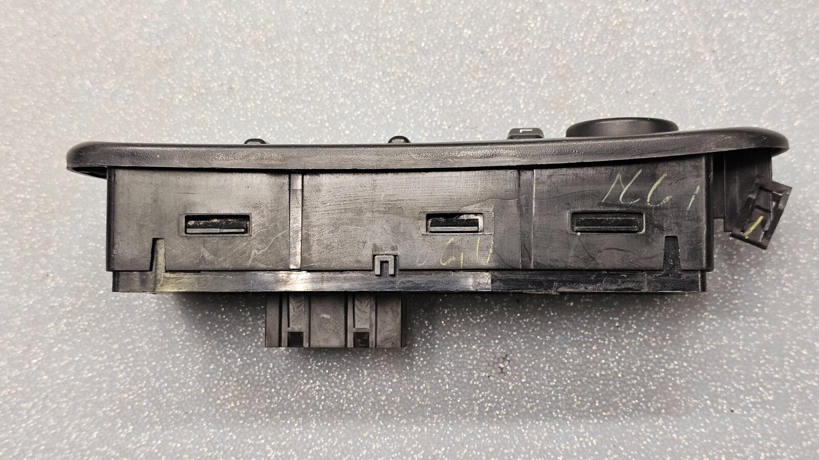 🔥00-05 Buick Lesabre Left Driver Master Power Window Switch Assembly Black OEM