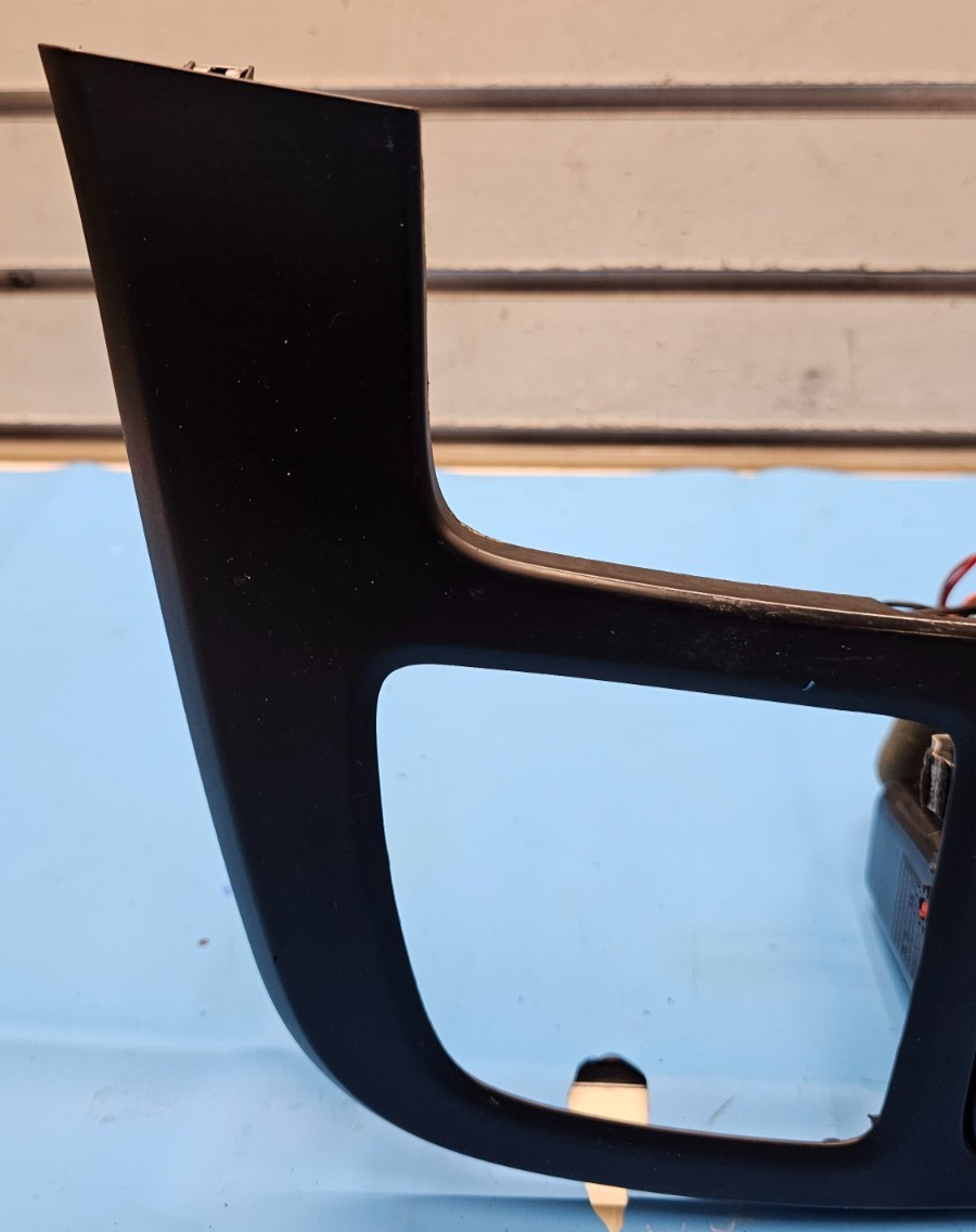 🔥07-12 KIA SEDONA DASH BOARD Upper Console Cover Ashtray Assembly