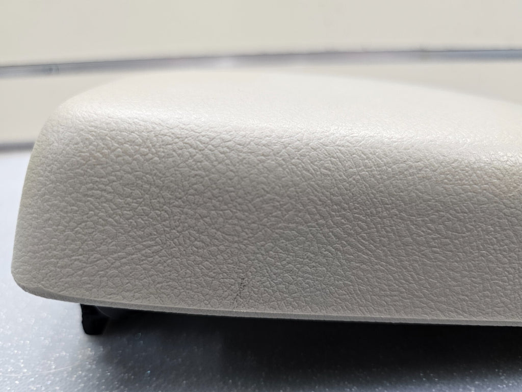 🔥09-13 TOYOTA COROLLA CENTER CONSOLE ARM REST LID TOP PAD COVER LT TAN ASSEMBLY