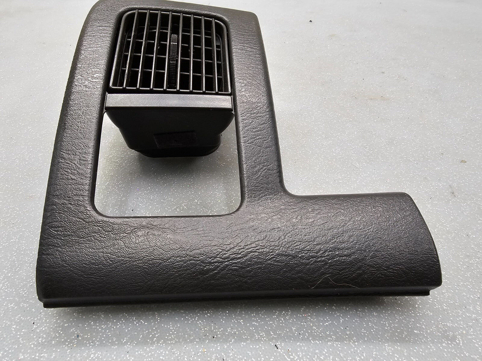 🔥2002-2005 Dodge RAM Front Left Driver Side A/C Heat Air Vent Taupe BLACK VT7