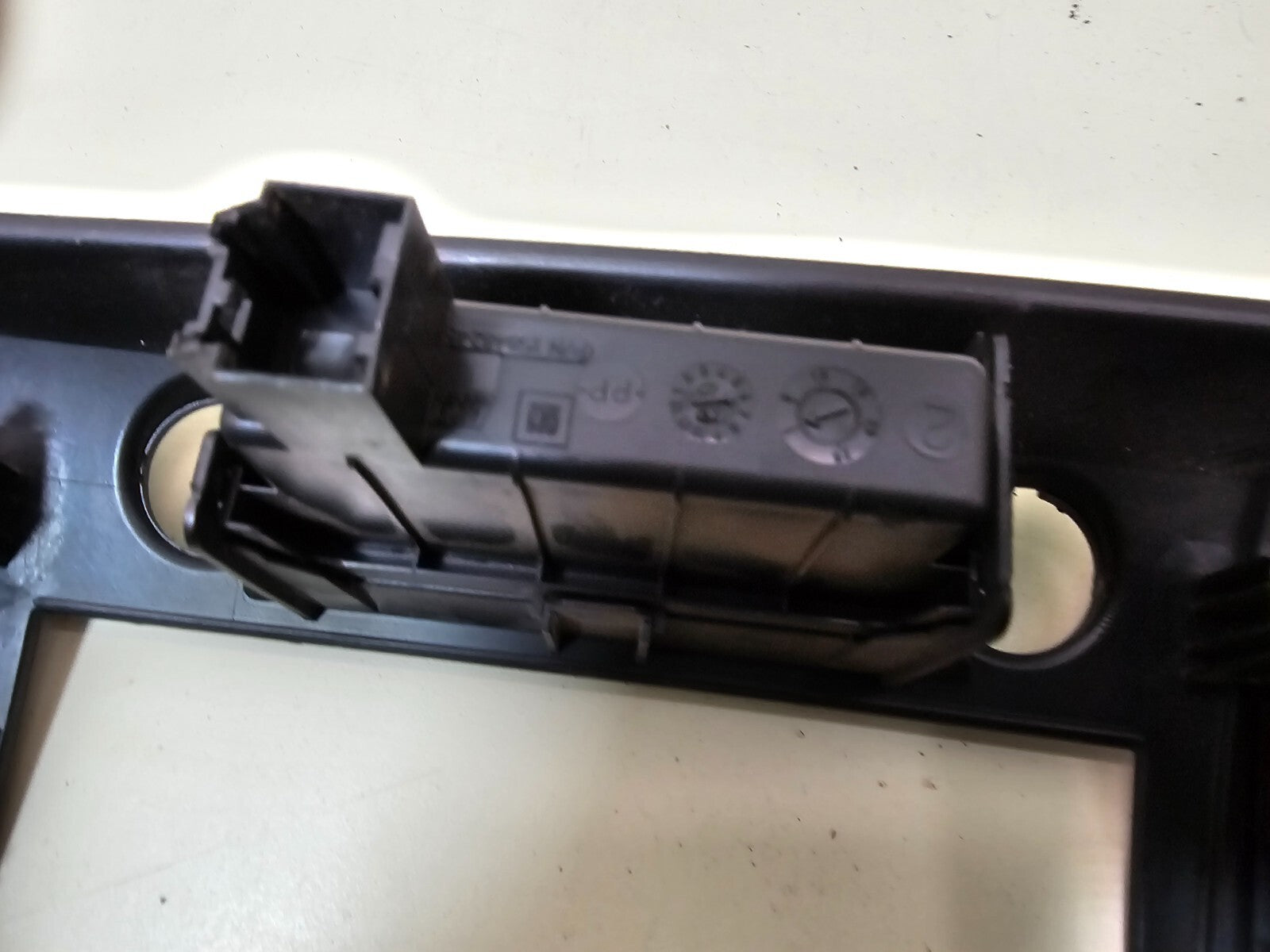 🔥07-14 Silverado SIERRA Center Dash Radio Bezel AC Climate Trim Panel BLACK B6