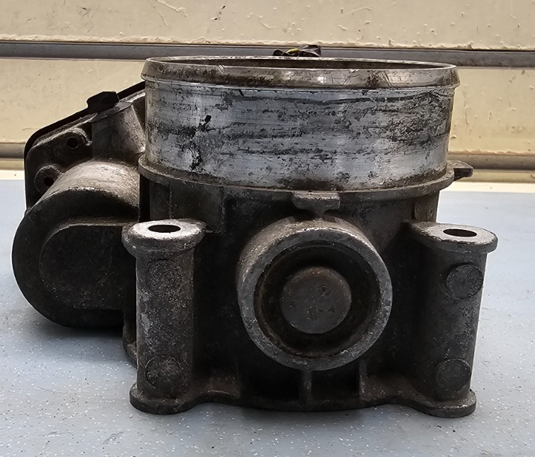 🔥2010-2015 Ford Explorer Mustang Focus Throttle Body Valve Assembly OEM