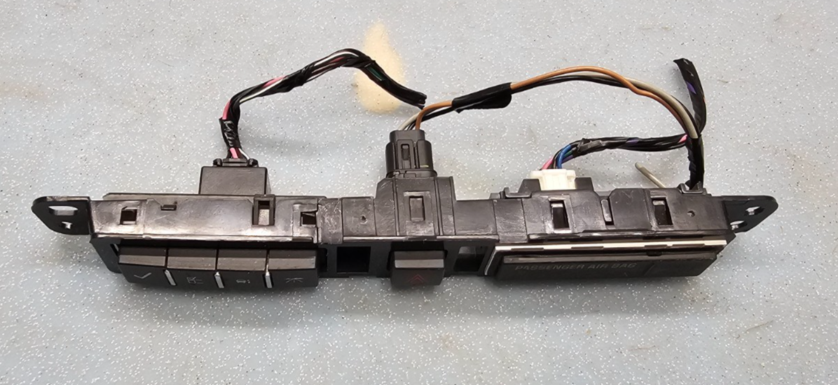 09-12 Chevrolet Traverse Center Dash Panel Hazard Control Switch Unit OEM SW55
