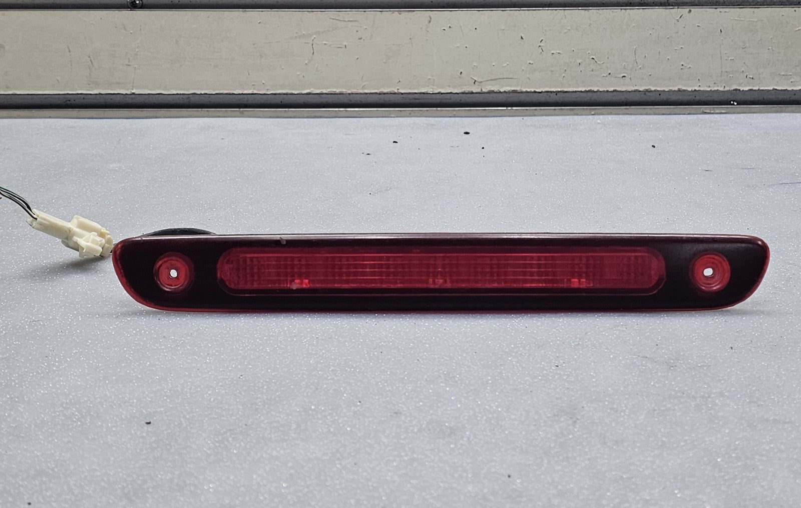 🔥04-10 Toyota Sienna Lift Gate High Mount LED 3rd Third Brake Light Assembly
