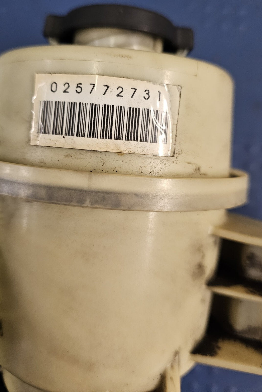 🔥2004-2007 CADILLAC CTS POWER STEERING RESERVOIR TANK BOTTLE OEM