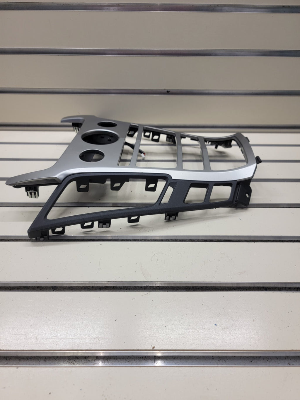 🔥2008-2013 Cadillac CTS Radio Control Panel trim bezel gray B44