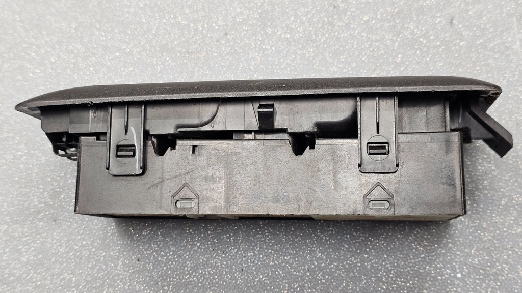 11-15 NISSAN ROGUE FRONT LEFT DRIVER MASTER POWER WINDOW SWITCH ASSEMBLY BLACK