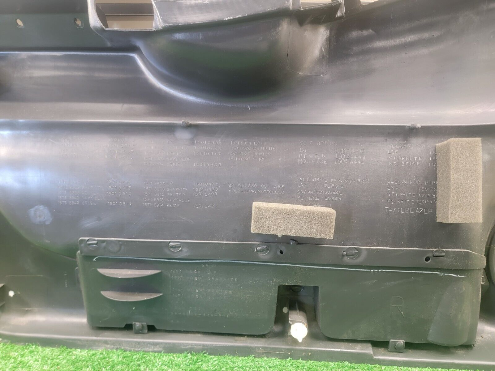 🔥98-04 Chevy Blazer Jimmy GMC Sonoma Front Door Panel passenger DARK GRAY