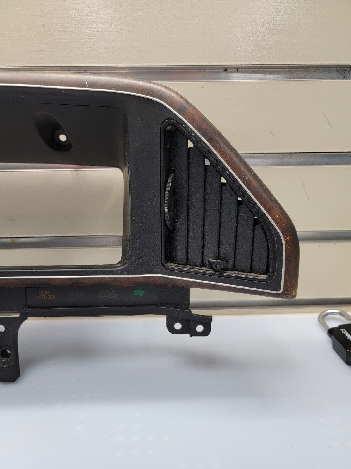 🔥87-91 Ford F150 F250 F350 BRONCO Dash CLUSTER BezelSpeedo Gauge Trim Black C11