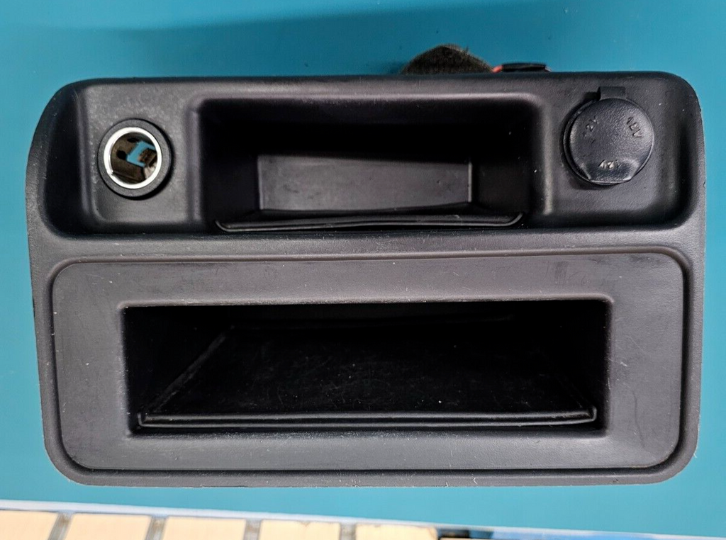 🔥03-06 SILVERADO SIERRA CENTER CONSOLE STORAGE CUBBY BEZEL PANEL ASH TRAY BLACK