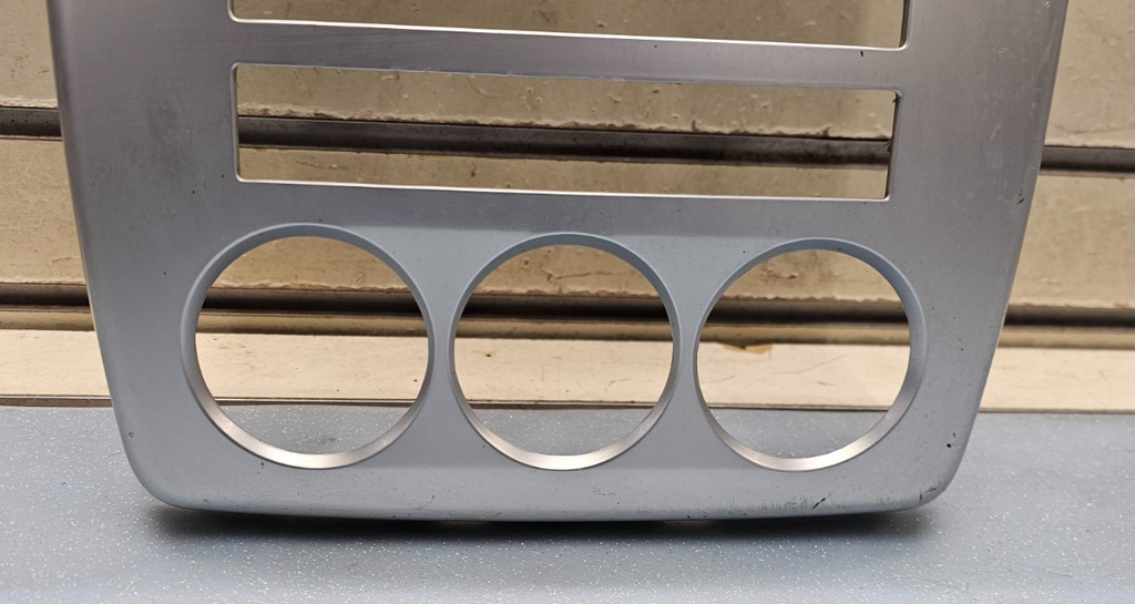 🔥06-10 PT Cruiser Radio Stereo Display Bezel Dash Panel Console Trim Silver OEM