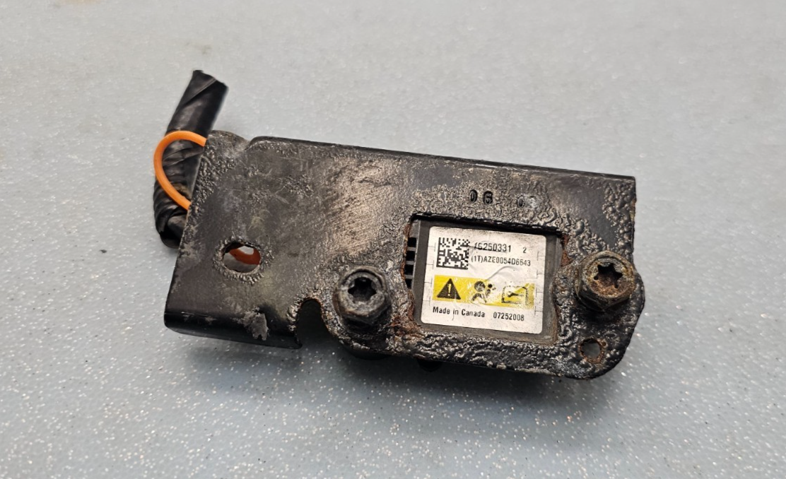 🔥06-16 impala 06-07 Monte Carlo  Inflator Restraint Front End Sensor black