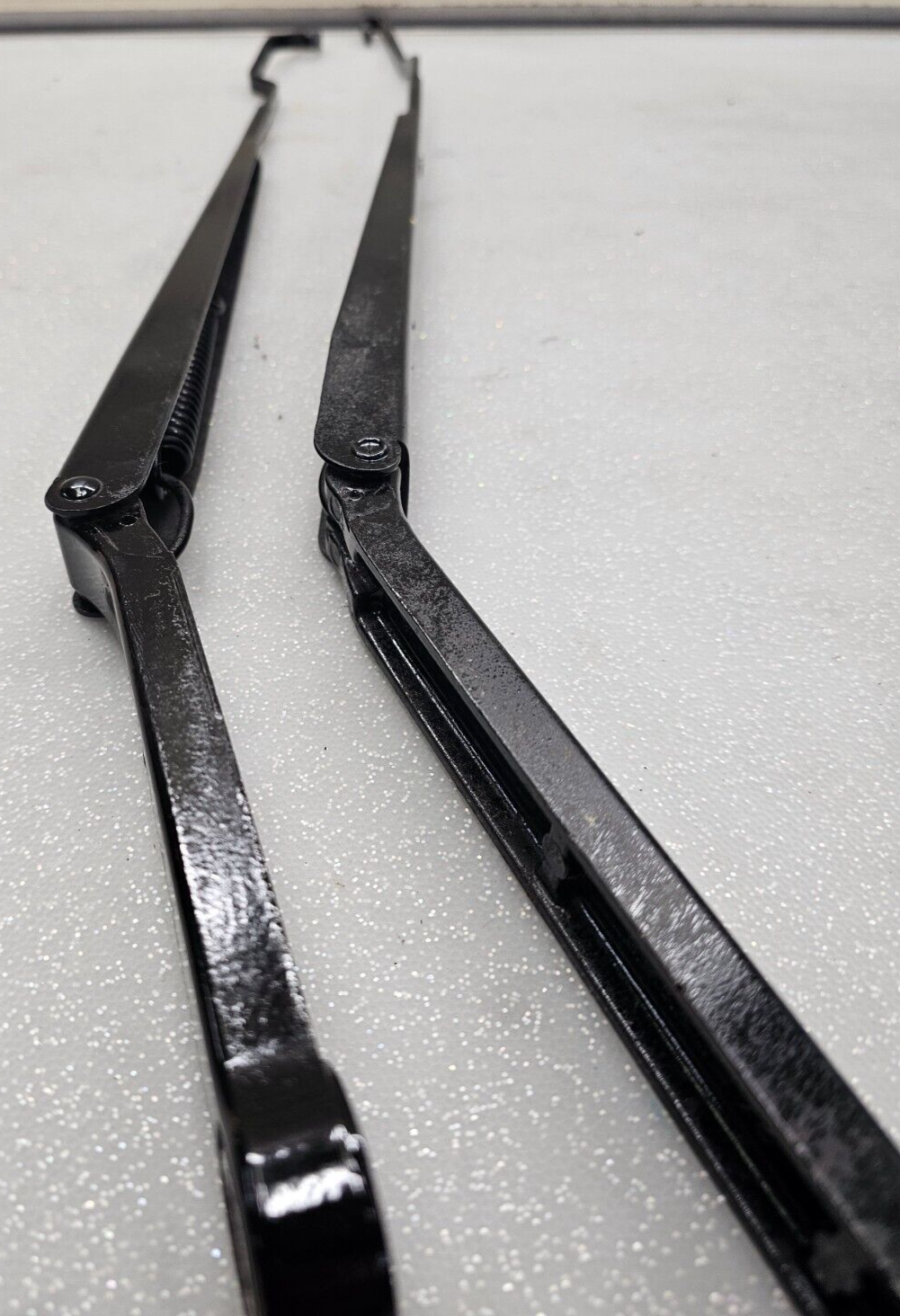 🔥1998-2011 Lincoln Town Car Front Wiper Arms Pair of RH + LH OEM