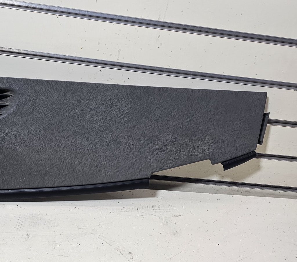 07-13Chevy SILVERADO GMC SIERRA Windshield DEFROSTER Dash Center Panel Cowl GRAY