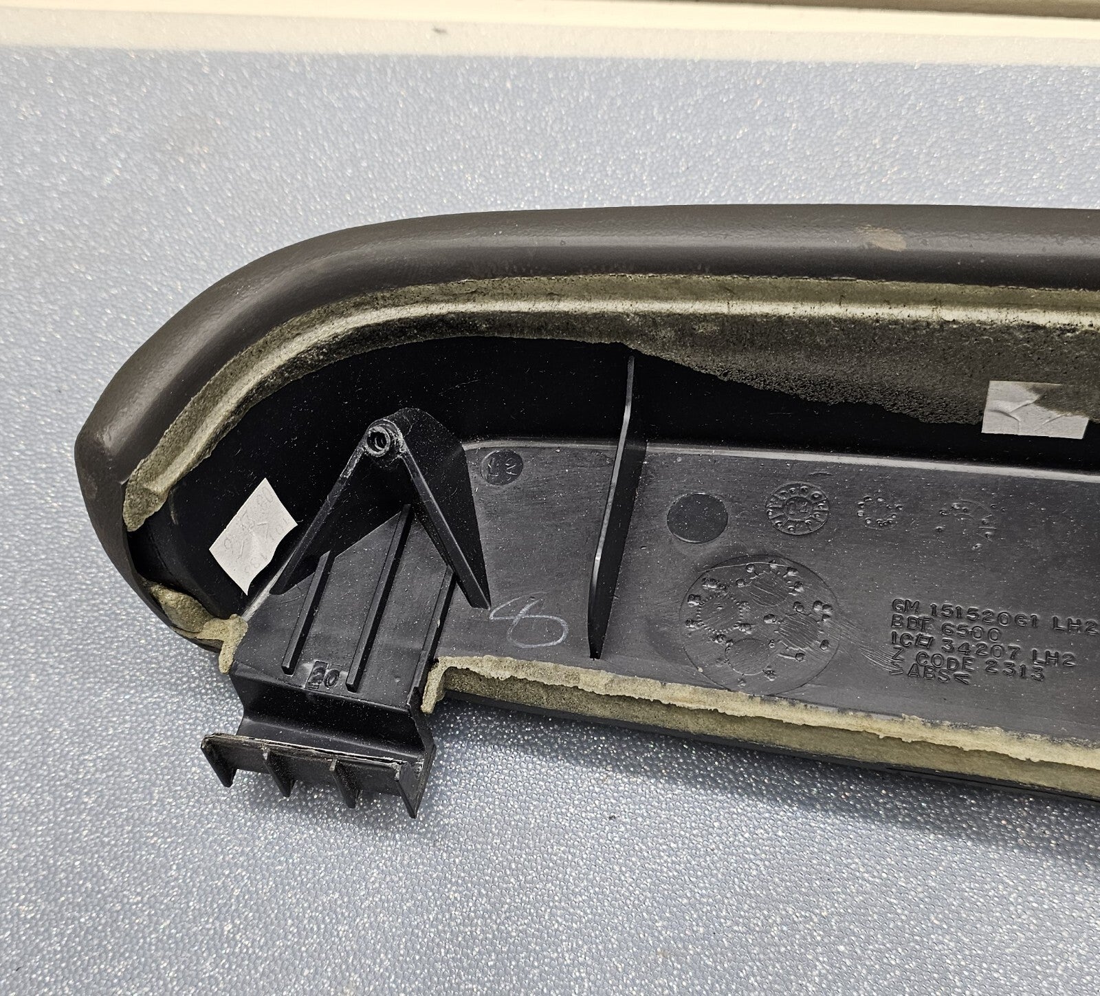 🔥99-06 Chevrolet GMC Silverado Tahoe Rear LEFT Door Armrest Handle DARK GREY H3