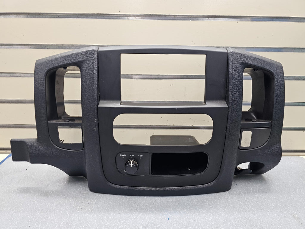 🔥02-05 Dodge RAM Dash RADIO SUUROUND Bezel Climate Trim Panel Storage Black B10