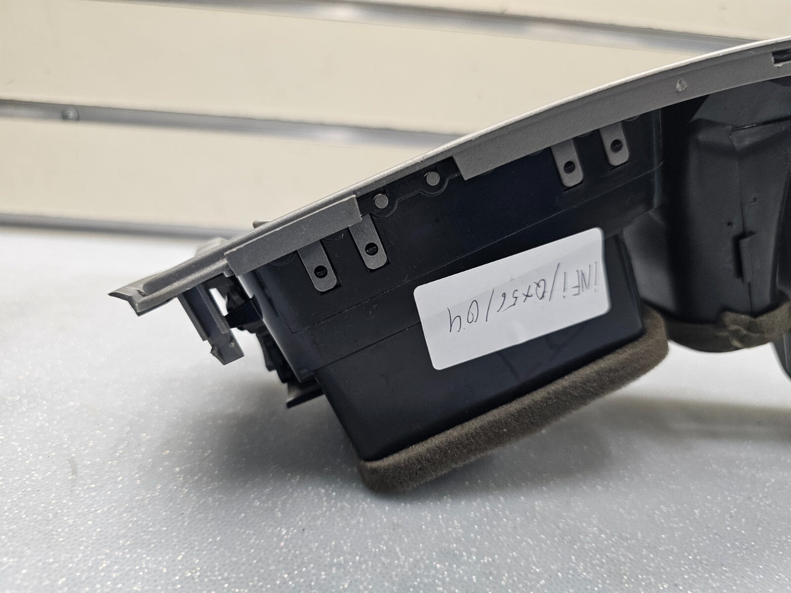 🔥05-15 TITAN ARMADA DASH LEFT DRIVER AC AIR VENT HEATER FILTER CONDITIONER GRAY