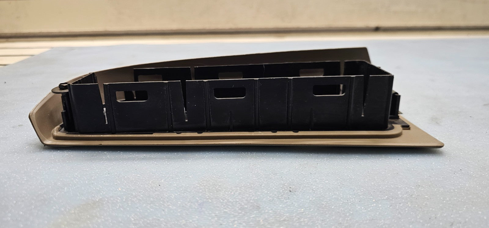 🔥03-06 Silverado SIERRA Door Window Switch FRONT RIGHT Passenger TAN/Black