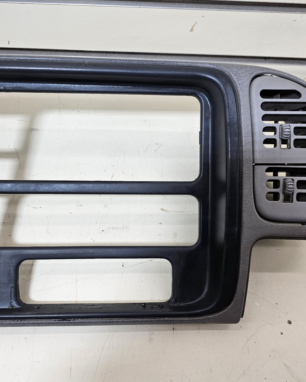 🔥95-99 CHEVY GMC TRUCK SILVERADO CK Cluster Gauge Speedo Dash Bezel Gray C3