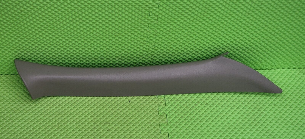 🔥02-09 CHEVY TRAILBLAZER PASSENGER PILLAR TRIM PANEL ASSEMBLY OEM DARK GRAY