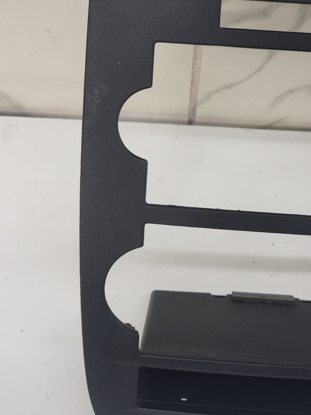05-07 Dodge Magnum 06-07 Charger RADIO BEZEL CENTER VENTS Storage CARBON Black