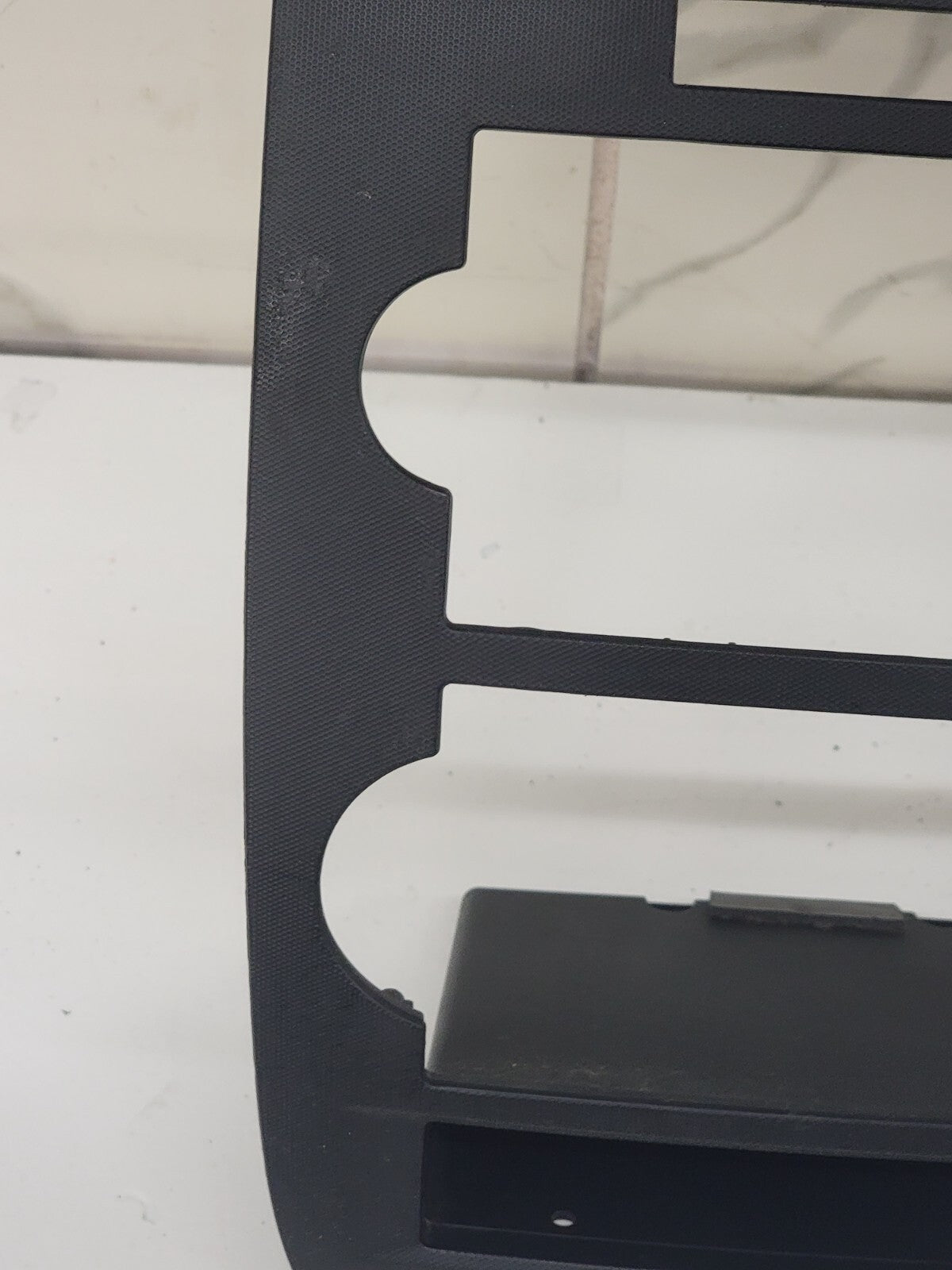 05-07 Dodge Magnum 06-07 Charger RADIO BEZEL CENTER VENTS Storage CARBON Black