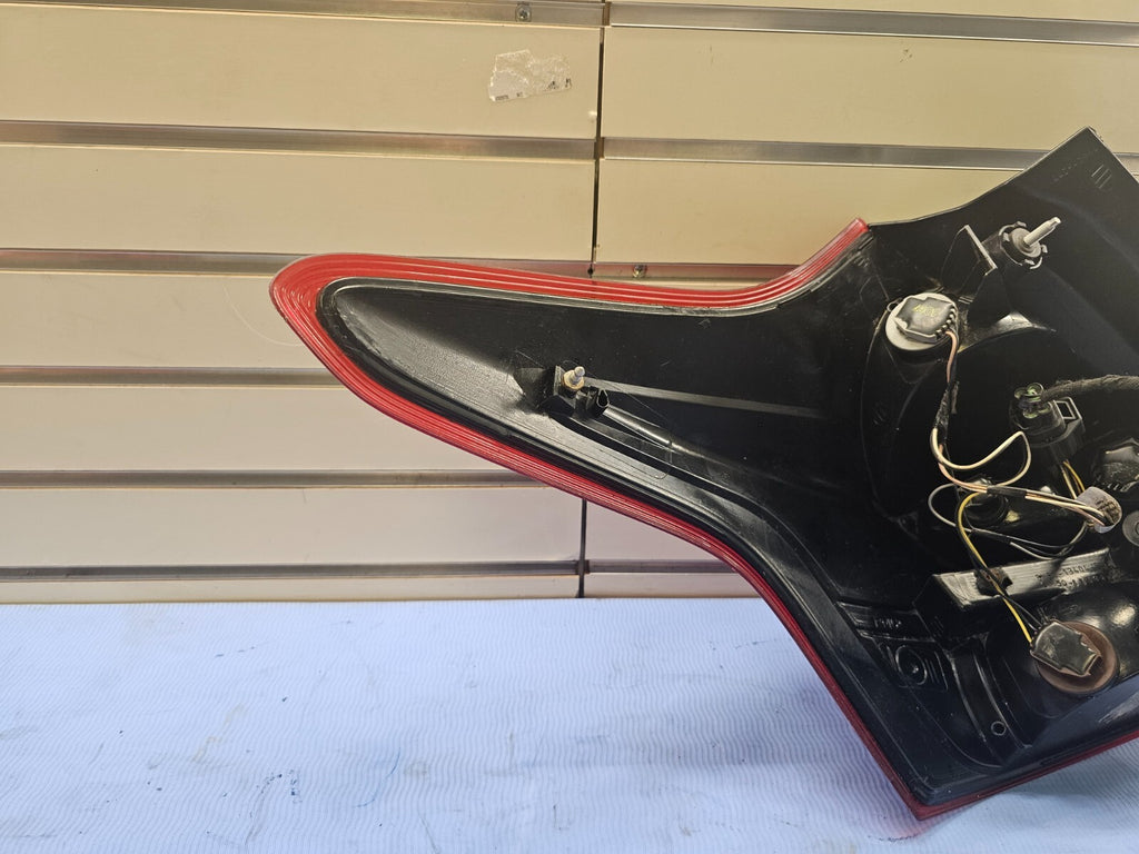 🔥12-14 Ford Focus Sedan Right Passenger Tail Brake Stop Light Lamp Assembly OEM