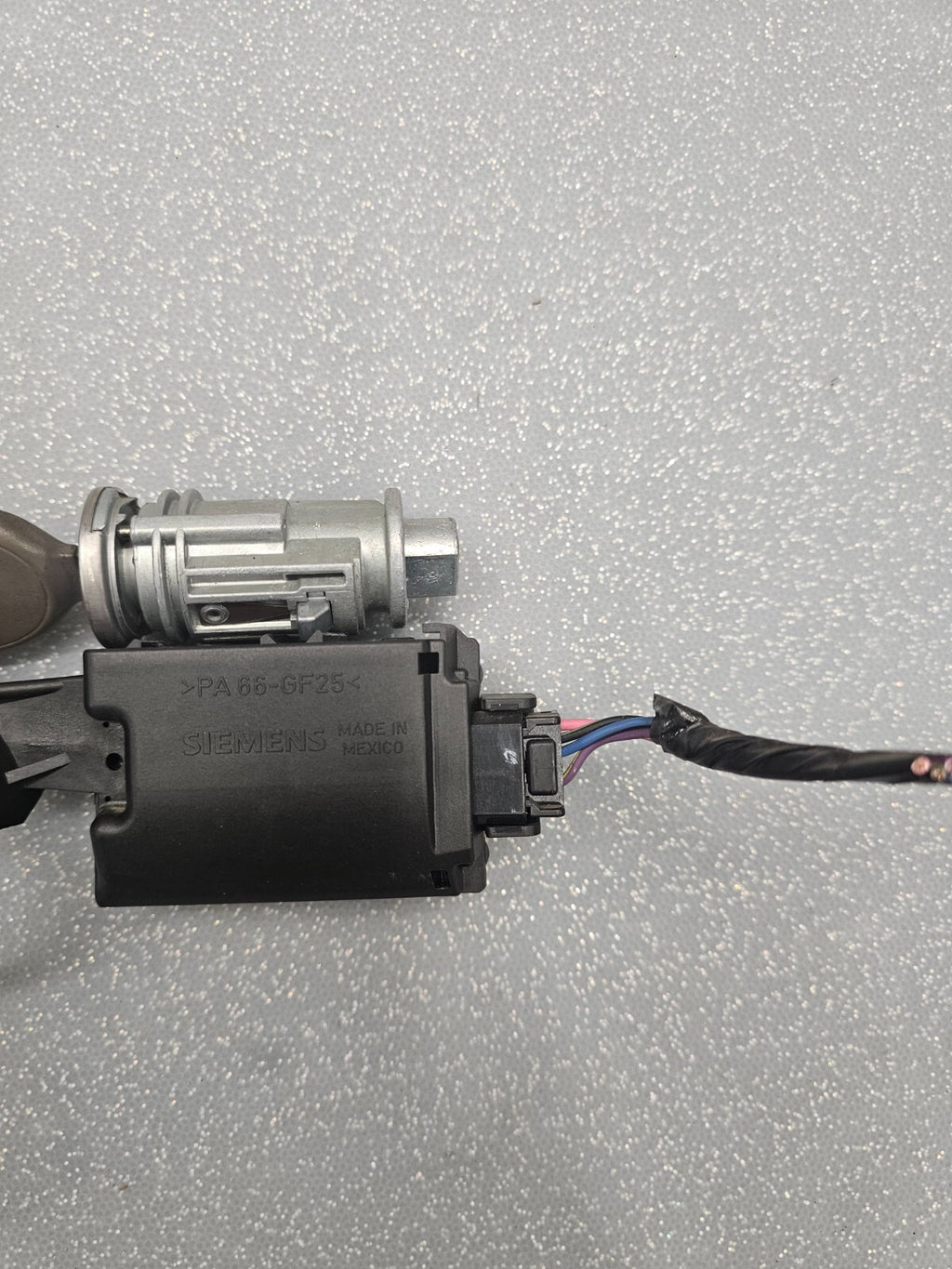 🔥2003-2005 CHRYSLER PT Cruiser /Sebring Ignition Switch Immobilizer Transceiver