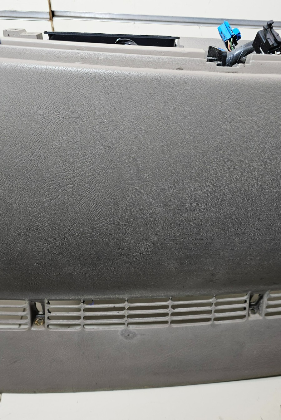 🔥95-99 CHEVY GMC SILVERADO C/K Dashboard DASH CORE Frame Pad Cover Gray