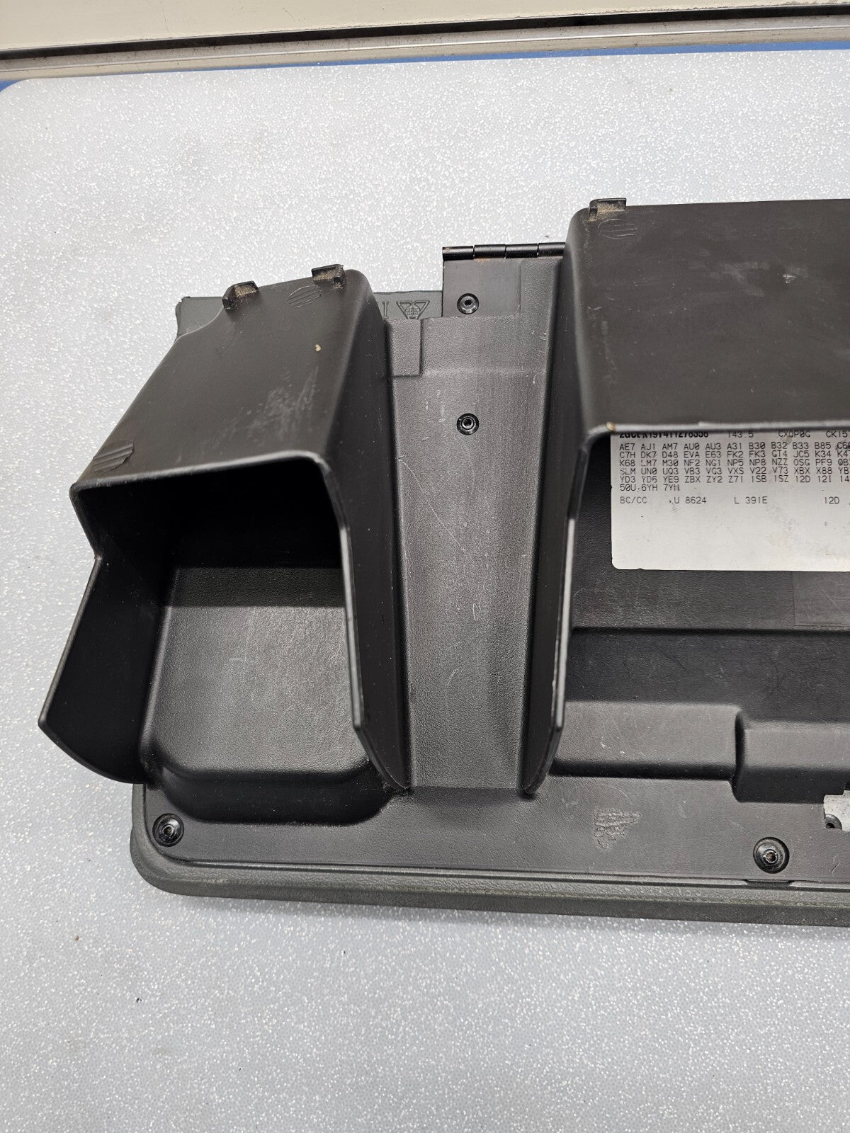 🔥99-06 SILVERADO SIERRA Dash GLOVE BOX Storage Compartment Assembly GRAPHITE G3