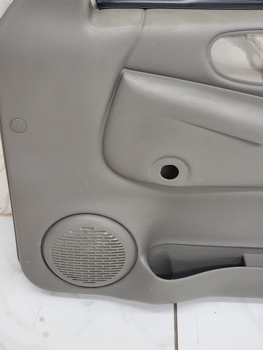 98-04 Chevy Blazer Jimmy S-10 GMC Sonoma Front Door Panels Manual OEM RIGHT GRAY
