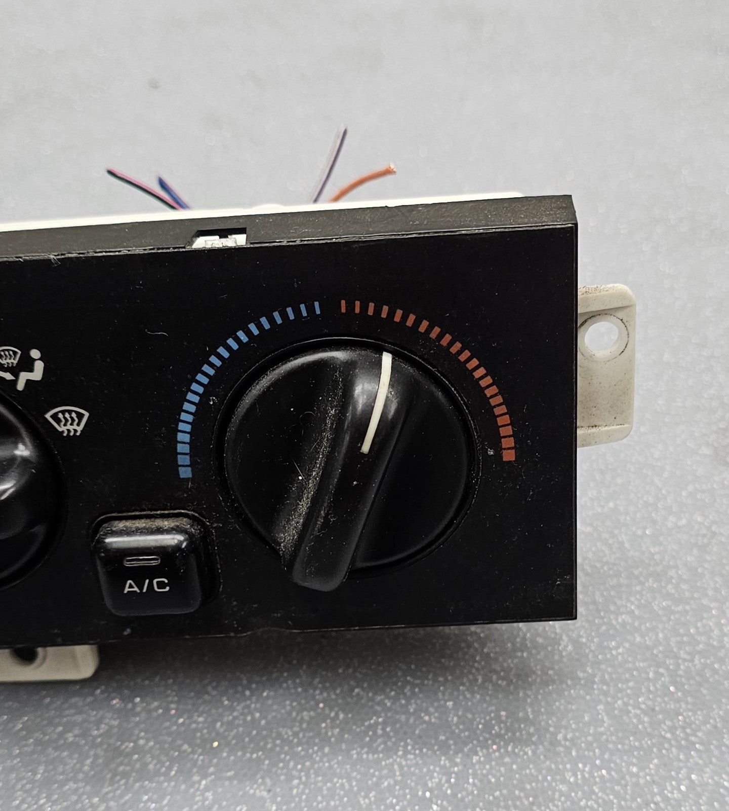 96-98 JEEP GRAND CHEROKEE A/C HEATER CLIMATE CONTROL TEMPERATURE SWITCH ASSEMBLY