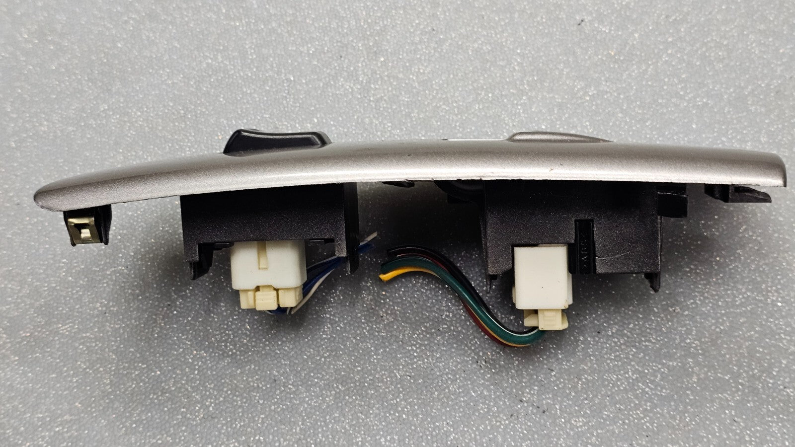 🔥03-08 Matrix Corolla Vibe Right Passenger Power Window Switch Assembly Silver