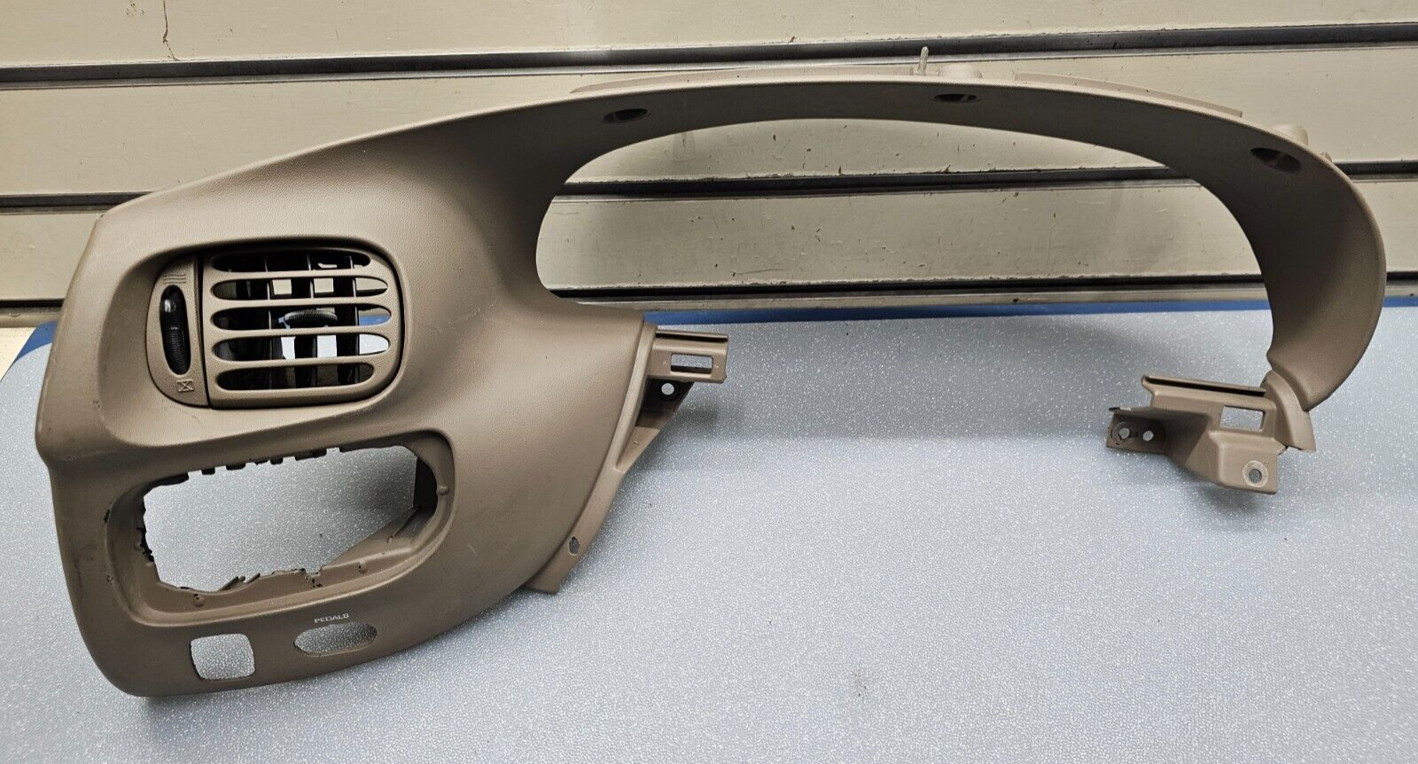 🔥97-03 Ford F150 Dash Speedometer Instrument CLUSTER Bezel Trim Panel TAN C13