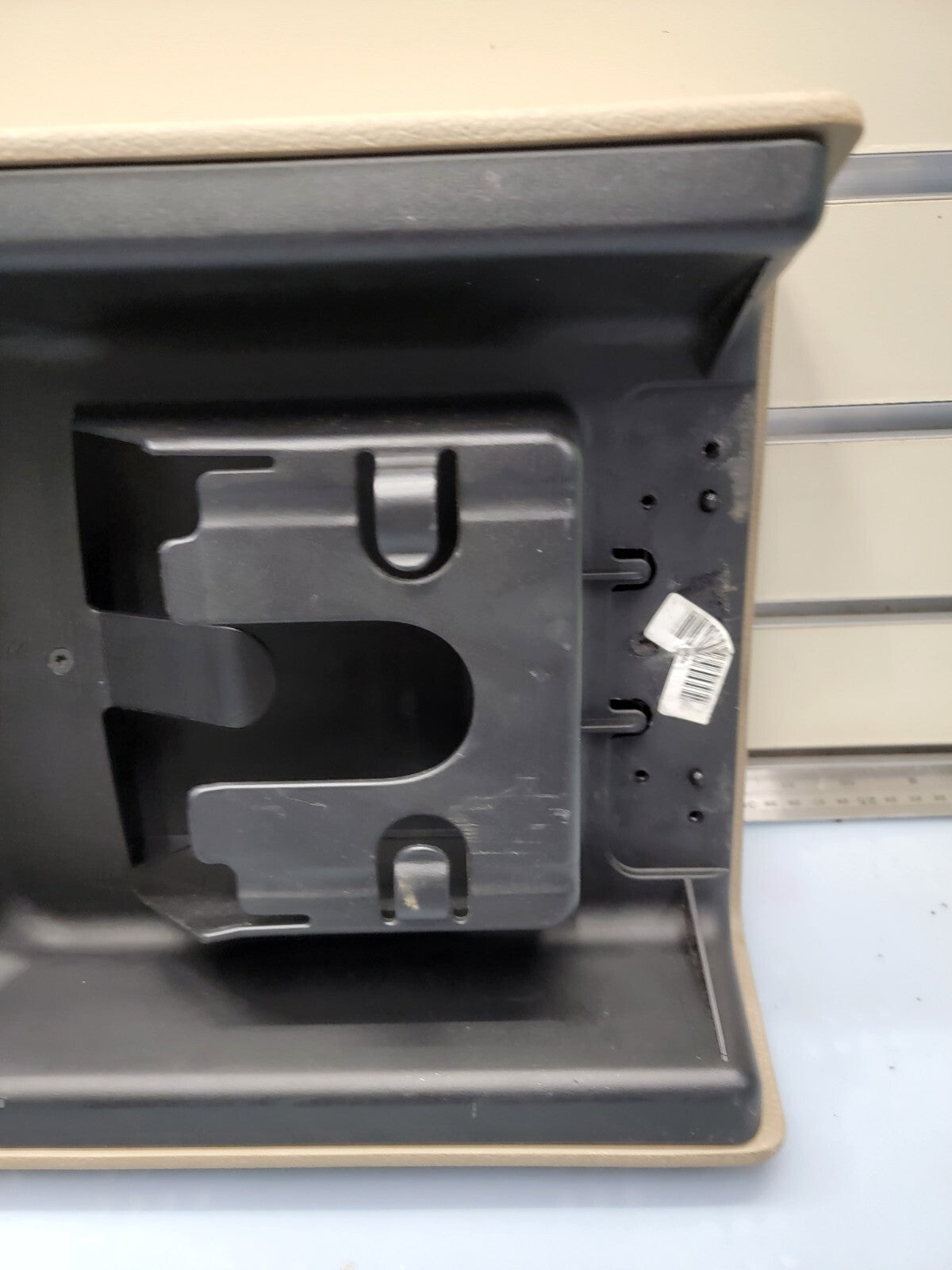 🔥07-14 FORD EXPEDITION CENTER CONSOLE COLUMN SHIFT ARM REST LID  TAN