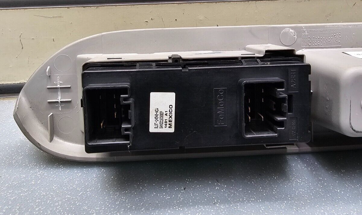 🔥08-12 Escape Focus Left Driver Door Master Power Window Switch Assembly Gray