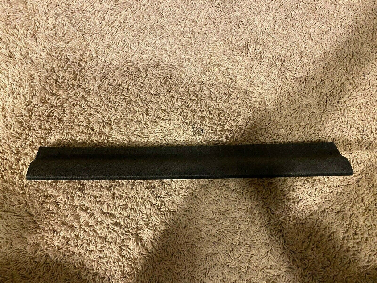🔥2009-2017 DODGE JOURNEY DOOR SILL REAR PASSENGER RIGHT SCUFF STEP TRIM BLACK