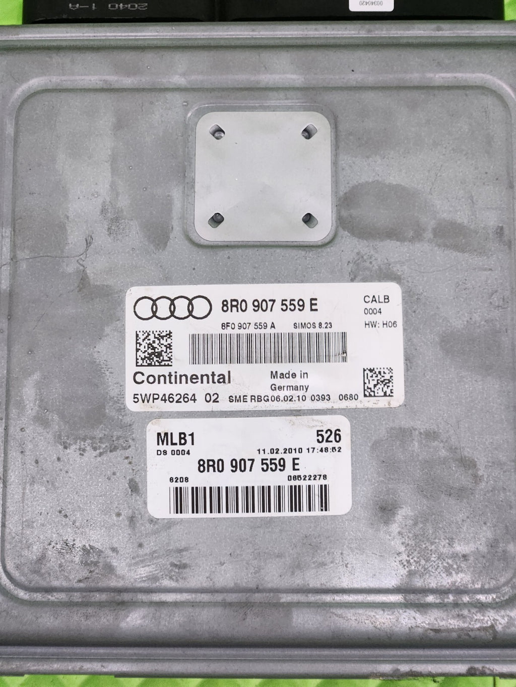 2010 AUDI Q5 Engine Control Module