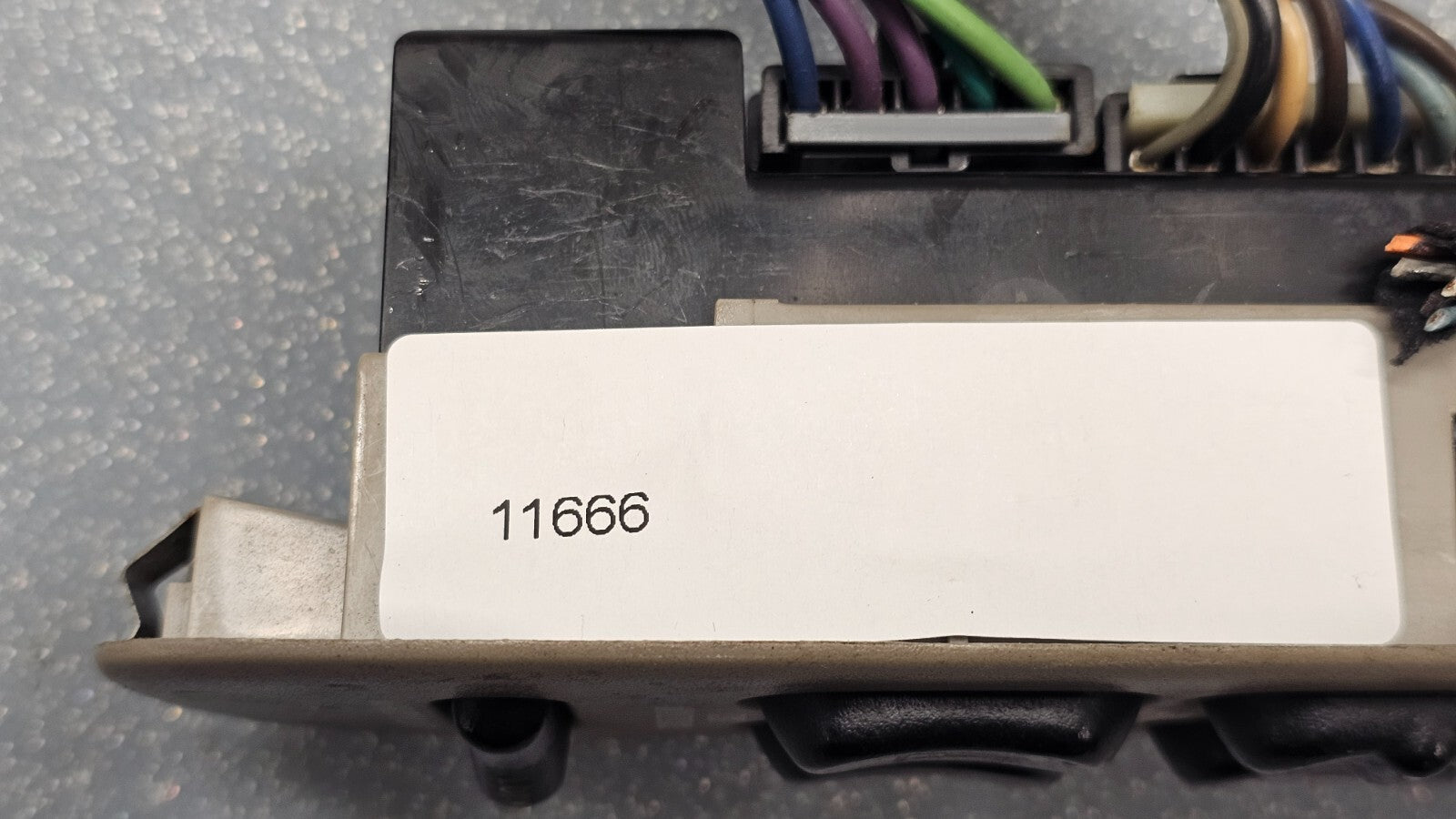 96-98 Achieva Cutlass Supreme Left Driver Master Door Window Control Switch Tan