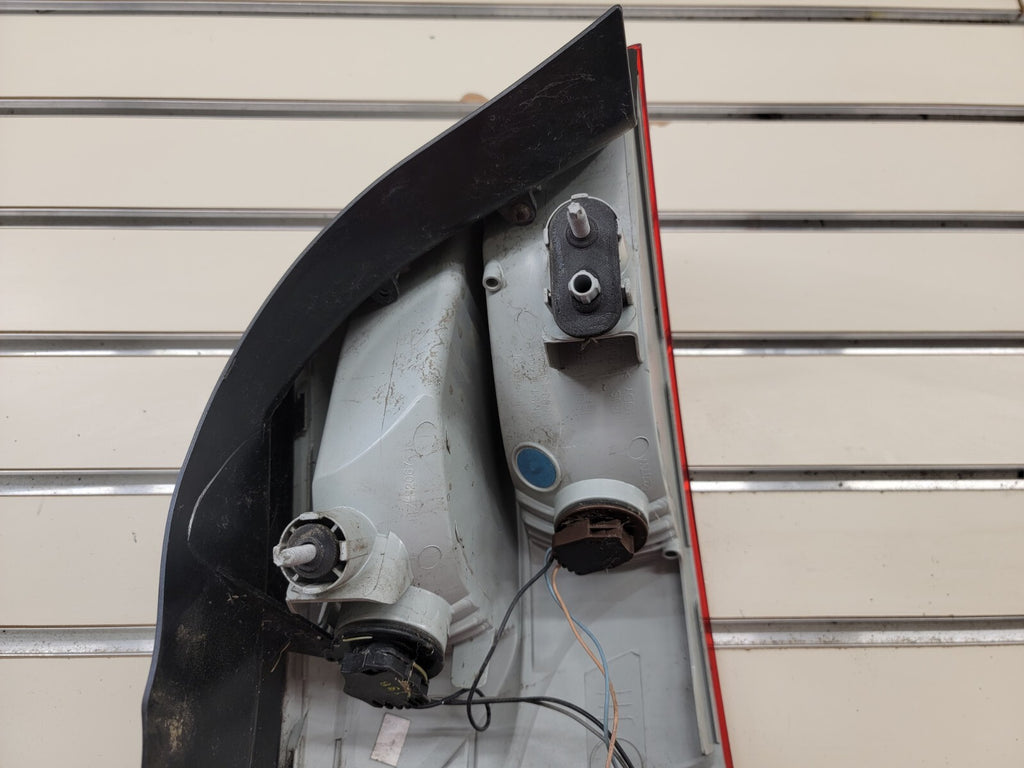 🔥2012-2014 Ford FOCUS Sedan TAILLIGHT Tail Light Lamp RIGHT passenger