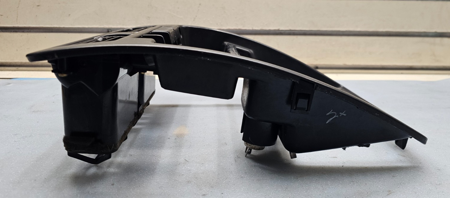 🔥1993-1994 Nissan D21 Hardbody Pick Up Pathfinder Radio Bezel Black