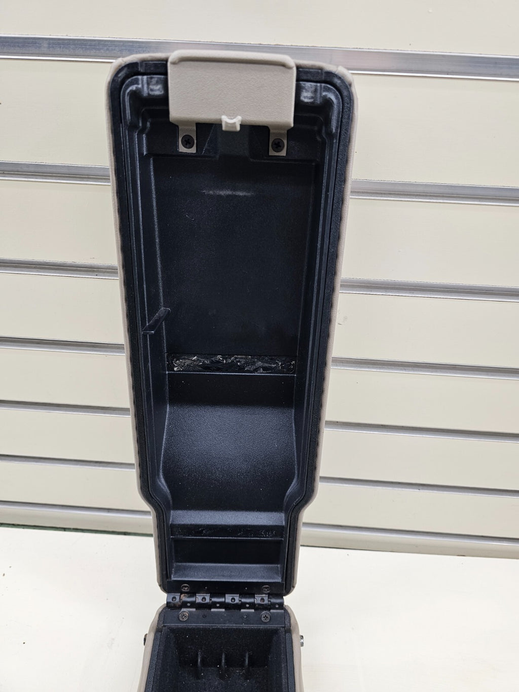 🔥95-03 Buick Park Avenue Front Center Console Arm Rest Lid Storage Leather Tan