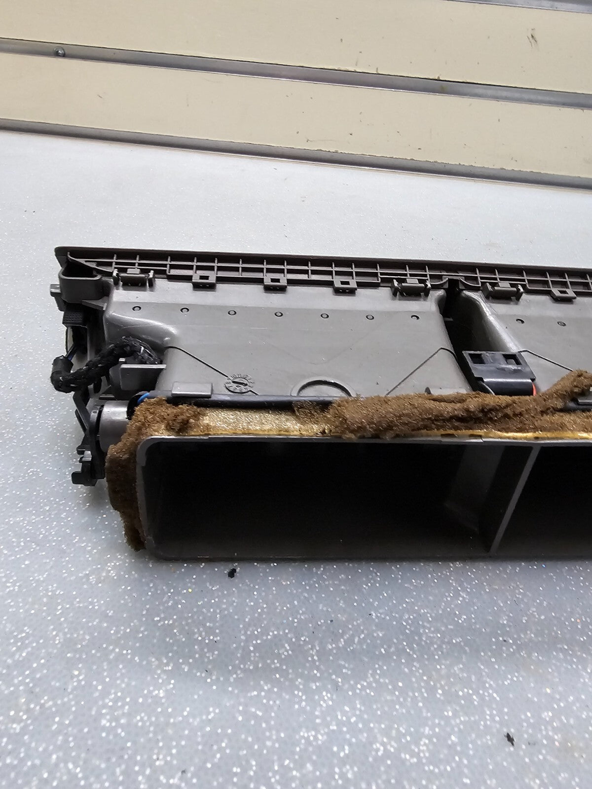 🔥2004-2008 AUDI B7 A4 S4 RS4 FRONT CENTER DASH PANEL A/C HEATER VENT GRAY