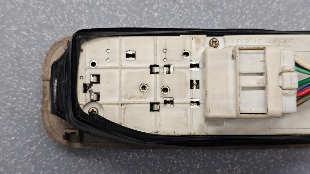 98-03 Sienna Solara 00-06 Tundra Power Driver Master Window Switch Assembly Tan