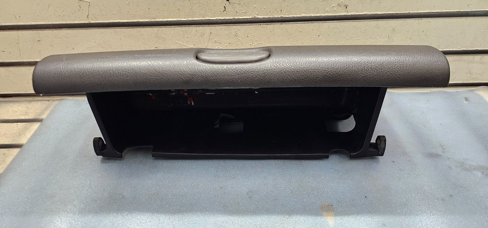 🔥98-01 Dodge RAM Dash GLOVE BOX Storage Compartment Door Lid Assembly Black G21