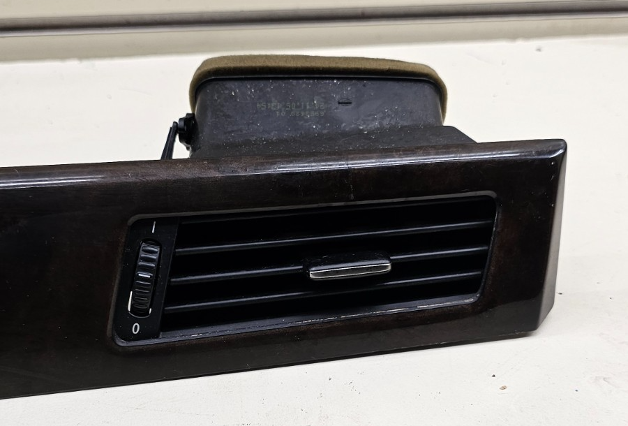 04-10 BMW 525i 528i Dash Center AC Air Vent Heater Grille Trim Panel Bezel Wood
