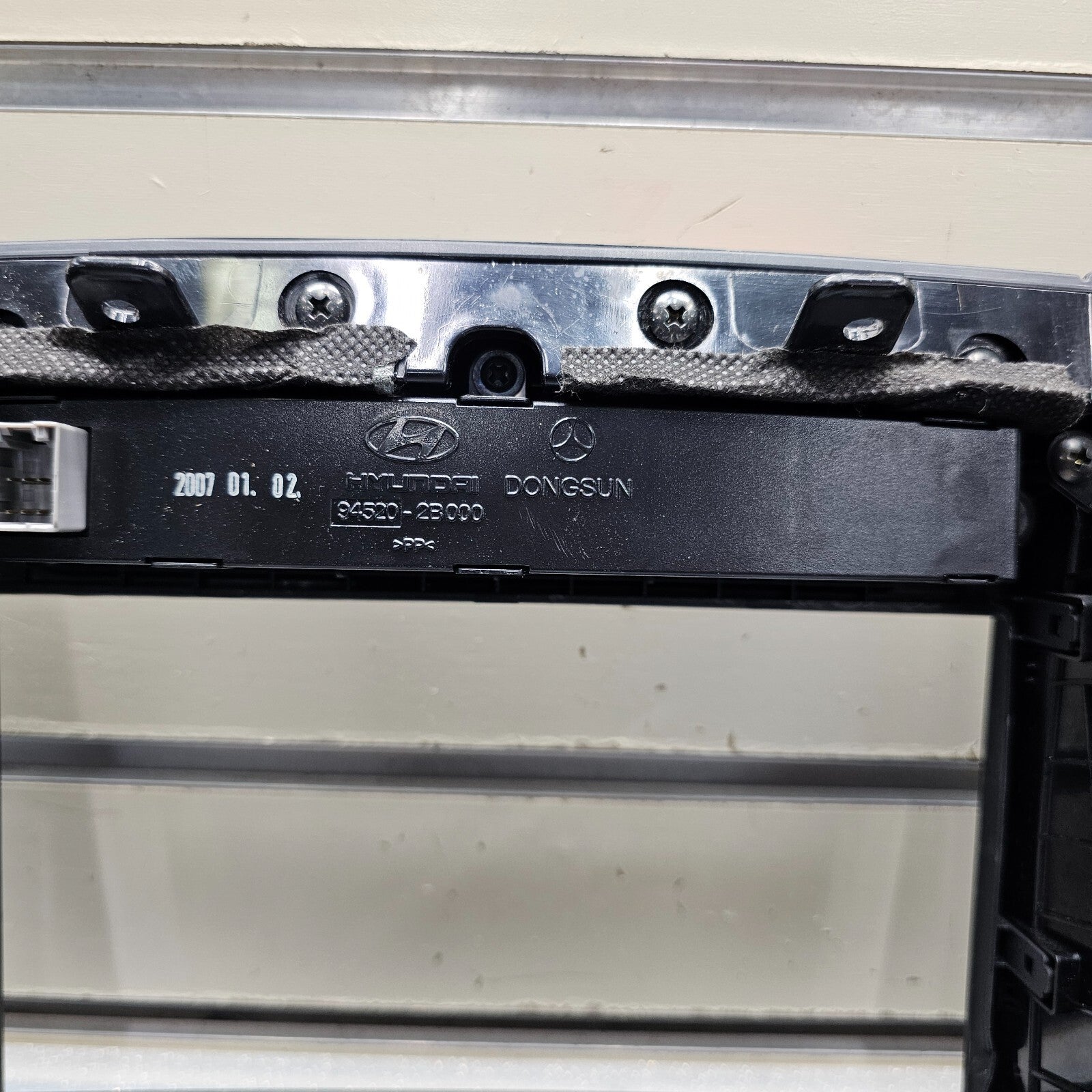 🔥10-12 Hyundai Santa Fe Dash Radio Display Bezel Climate Trim Panel Black B53