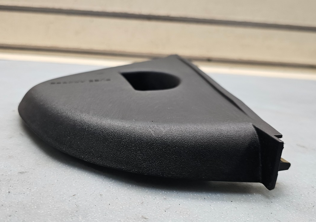 🔥01-02 Sebring Stratus Dash Interior Fuse Box Instrument Panel End Cover BLACK