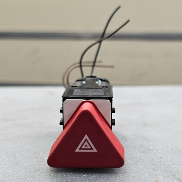 🔥09-11 Volkswagen Tiguan Hazard Emergency Flasher Warning Switch Button OEM