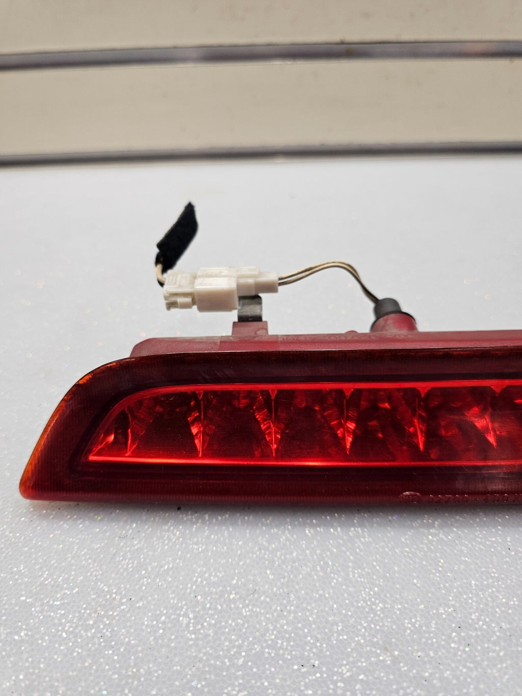 🔥2006-2014 KIA SEDONA HIGH MOUNT THIRD BRAKE LIGHT TAIL LIGHT STOP LAMP LED